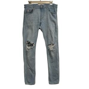 GUESS Blue Light Wash Relaxed/Skinny Ripped Denim Jeans 30x32 EUC